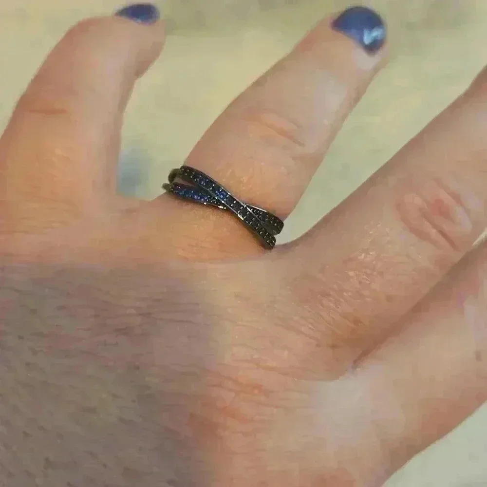 Blue Zircon Crisscross Ring Size 9 New - Picture 4 of 8